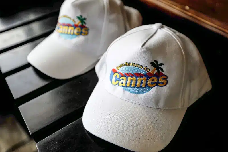 Comment créer et personnaliser vos propres casquettes personnalisées