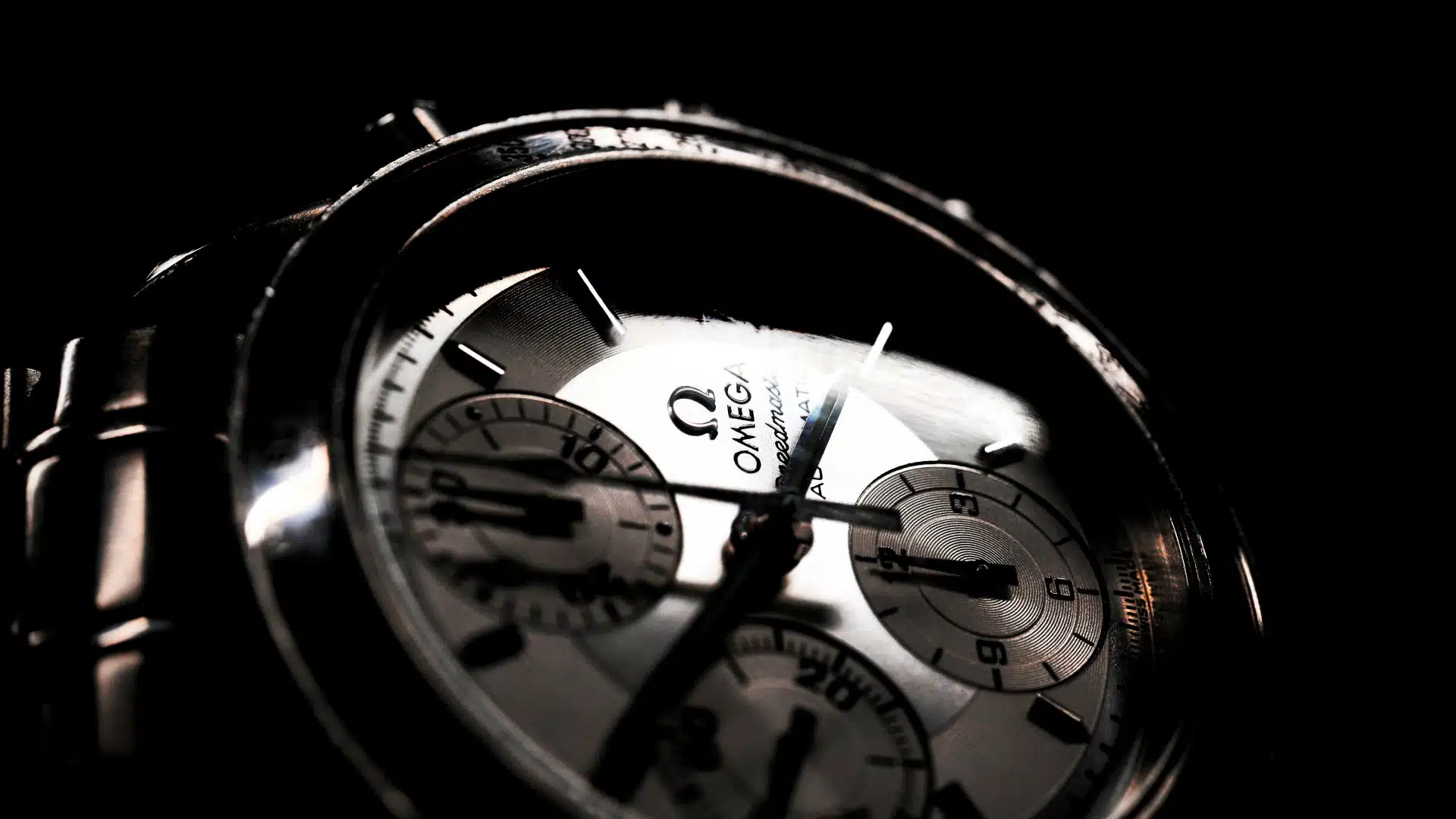 Découvrez les bracelets en caoutchouc pour montre Omega : une alternative moderne et sportive