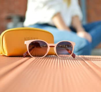 Les lunettes de soleil pour bébé : un indispensable de l'été !