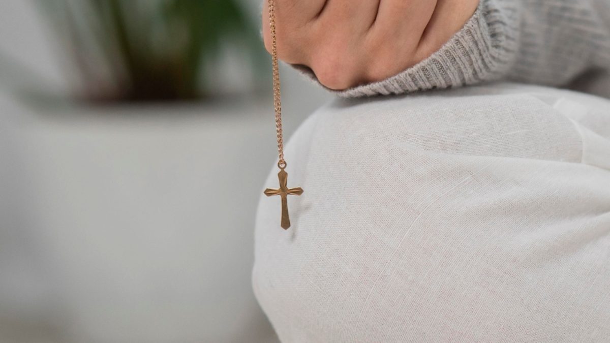 Les médailles religieuses : quand et comment les offrir comme symbole spirituel ?