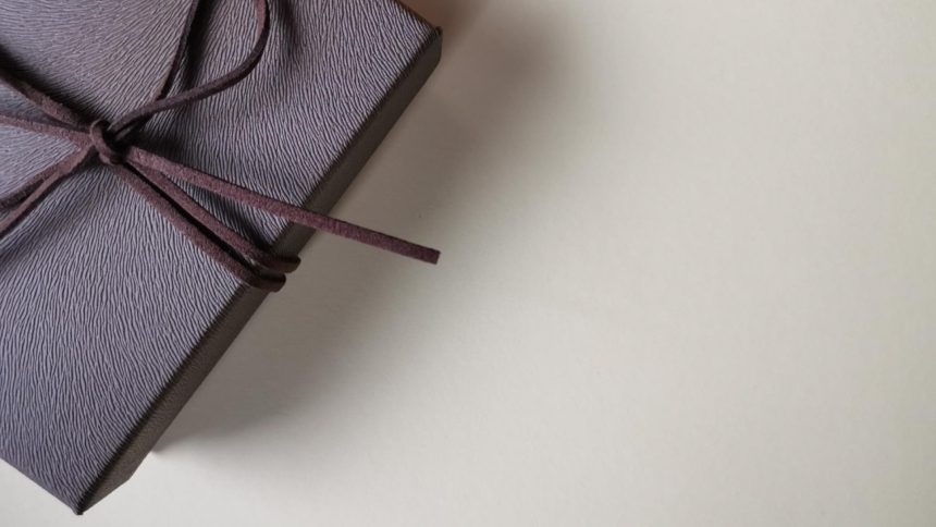 Noël : un cadeau élégant et pratique pour les passionnés de chaussures en cuir